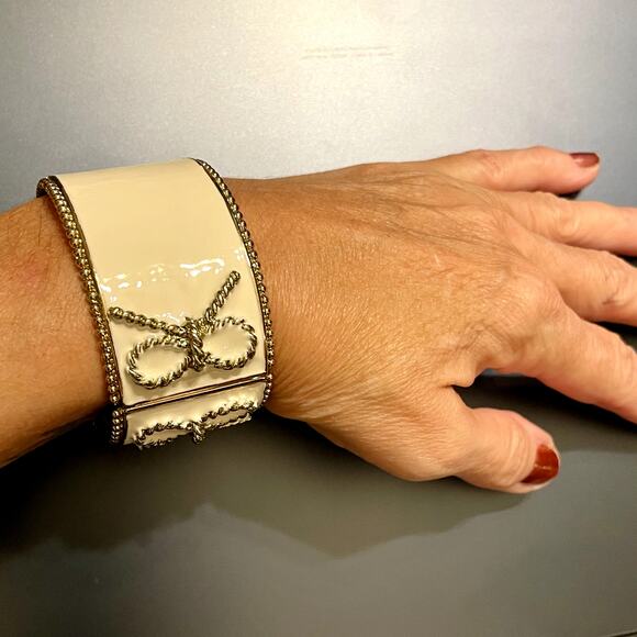 4 for $20 SALE- Rachel Leigh White Enamel Bow Bracelet - Picture 5 of 6